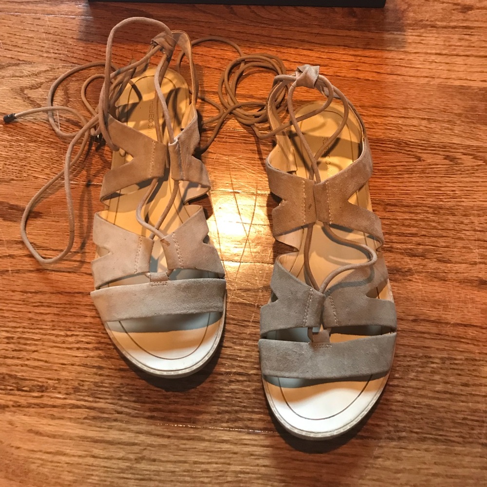 Rebecca Minkoff Greyson Beige / Gray sandal size 8